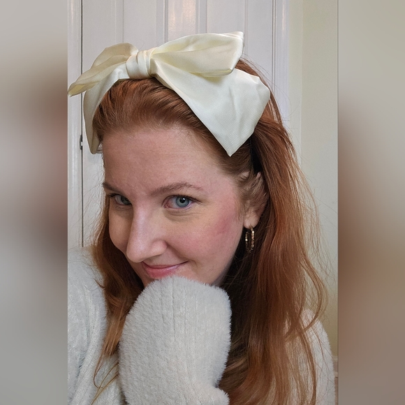 Ivory Oversized Bow Headband - Picture 8 of 9